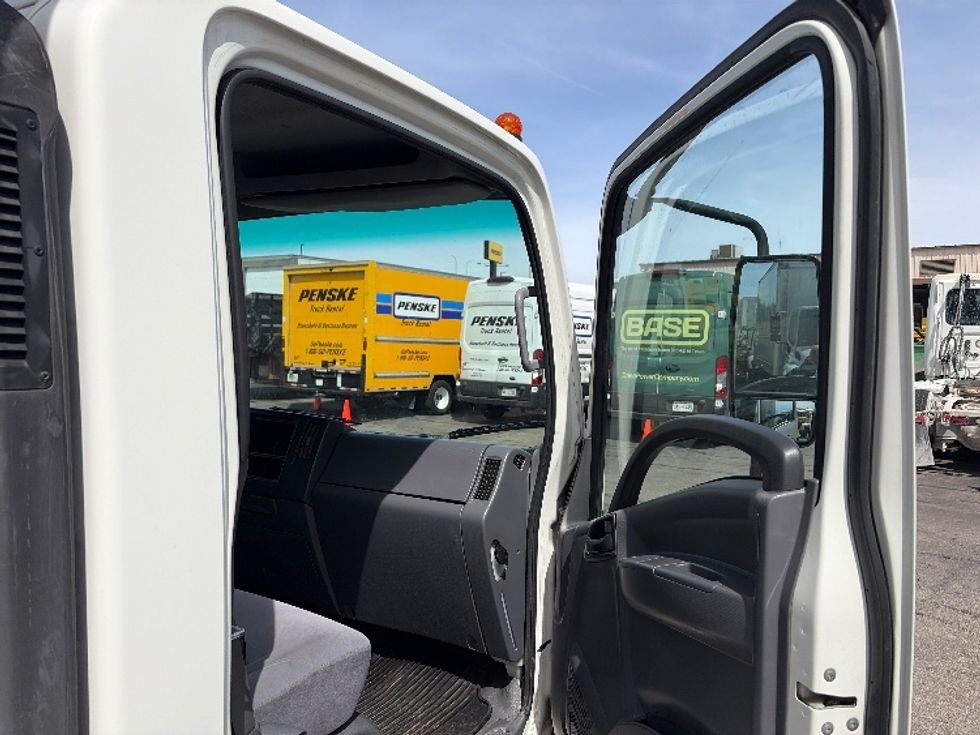 Light Duty Box Truck-Light and Medium Duty Trucks-Isuzu-2020-NPR-San Antonio-TX-75,572\n\t\tmiles-$ 44,500 - Image 20