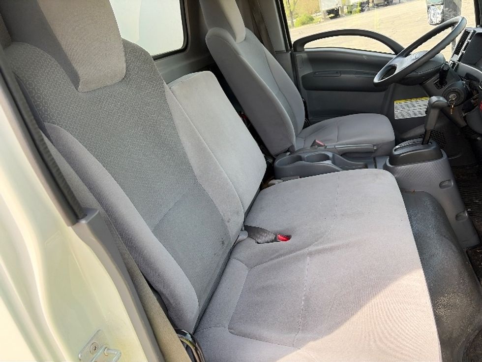 Light Duty Box Truck-Light and Medium Duty Trucks-Isuzu-2020-NPR-San Antonio-TX-75,572\n\t\tmiles-$ 44,500 - Image 22