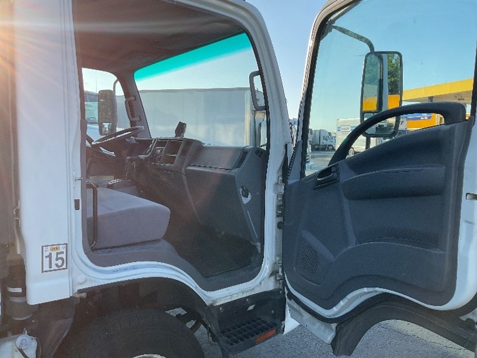 Light Duty Box Truck-Light and Medium Duty Trucks-Isuzu-2020-NPR-Santa Ana-CA-111,230\n\t\tmiles-$ 43,750 - Image 20