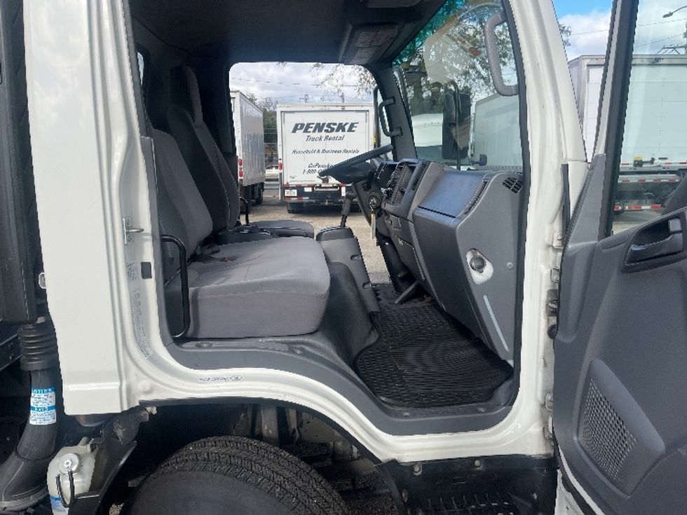 Light Duty Box Truck-Light and Medium Duty Trucks-Isuzu-2020-NPR-Sturtevant-WI-86,054\n\t\tmiles-$ 40,500 - Image 20