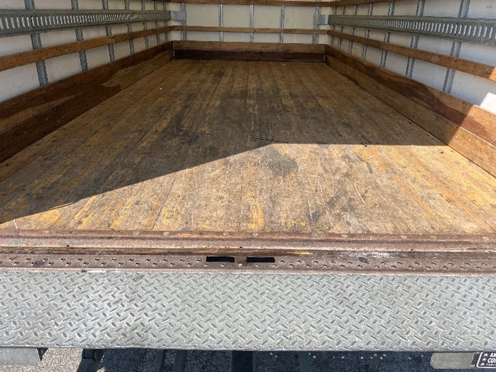Light Duty Box Truck-Light and Medium Duty Trucks-Isuzu-2020-NPR-Sturtevant-WI-87,773\n\t\tmiles-$ 40,250 - Image 10
