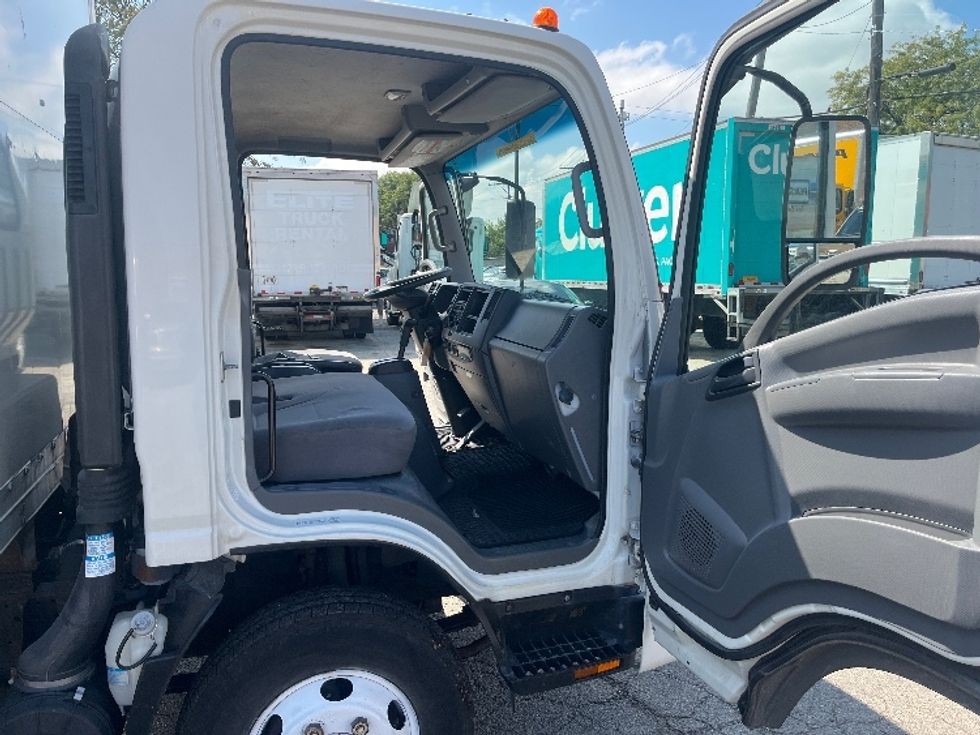 Light Duty Box Truck-Light and Medium Duty Trucks-Isuzu-2020-NPR-Sturtevant-WI-87,773\n\t\tmiles-$ 40,250 - Image 20