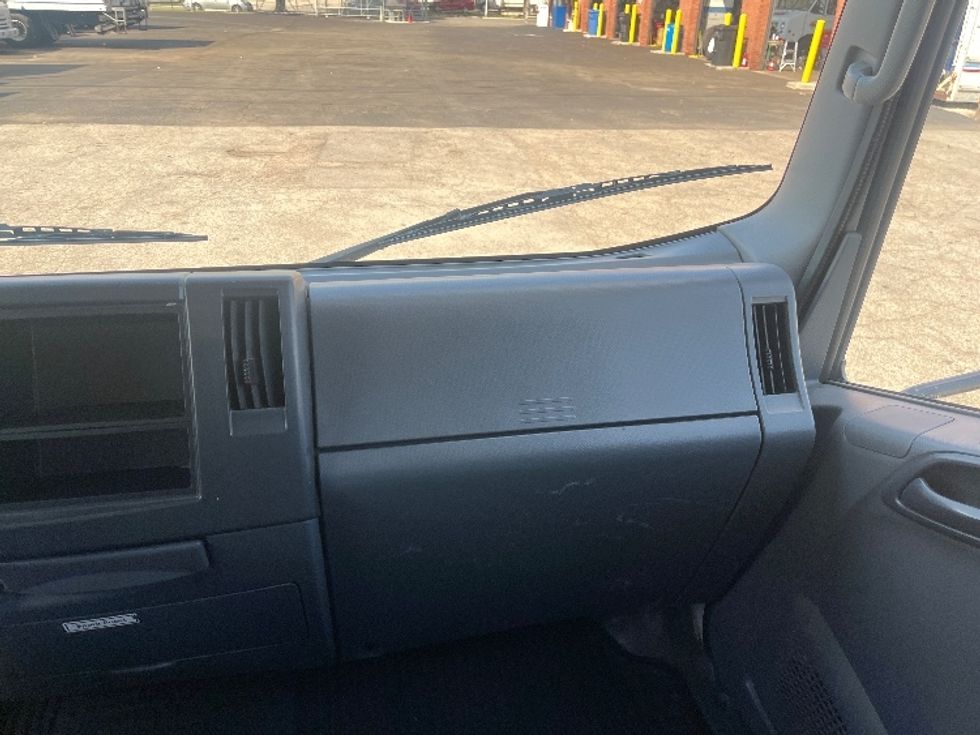 Light Duty Box Truck-Light and Medium Duty Trucks-Isuzu-2020-NPR-Sturtevant-WI-87,773\n\t\tmiles-$ 40,250 - Image 21
