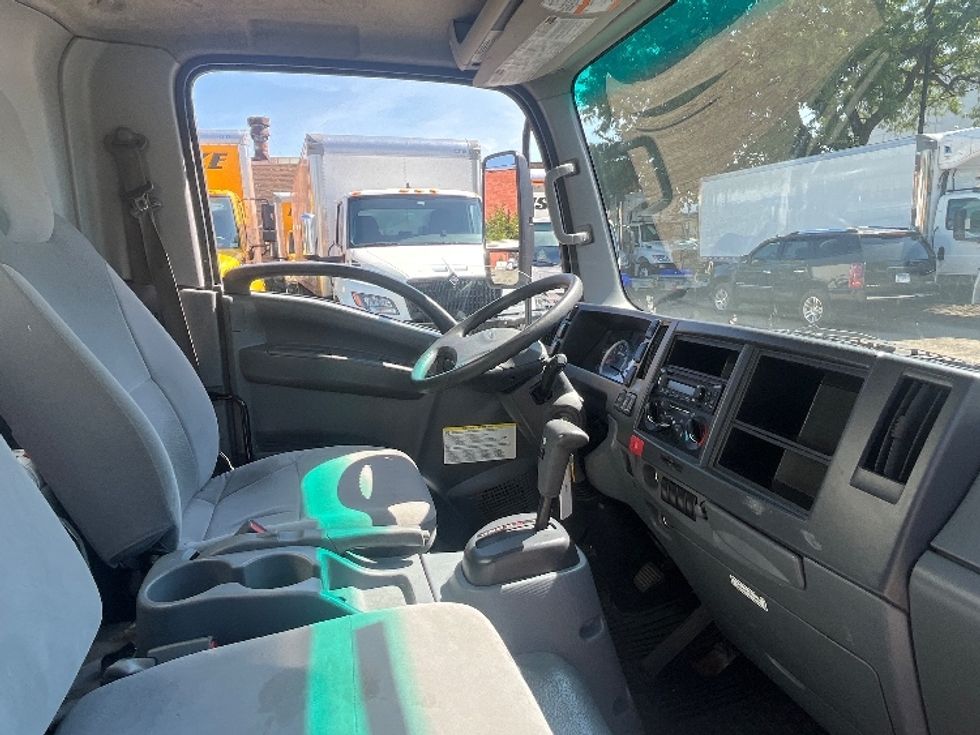 Light Duty Box Truck-Light and Medium Duty Trucks-Isuzu-2020-NPR-Sturtevant-WI-87,789\n\t\tmiles-$ 40,250 - Image 22