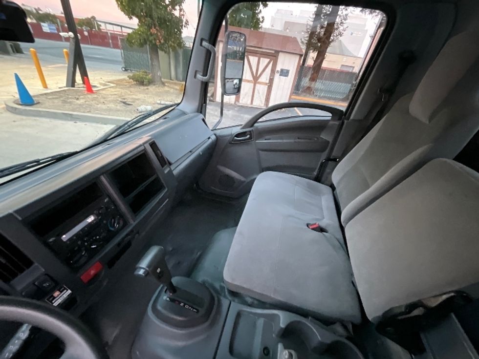 Light Duty Box Truck-Light and Medium Duty Trucks-Isuzu-2020-NPR-West Sacramento-CA-149,148\n\t\tmiles-$ 35,000 - Image 19