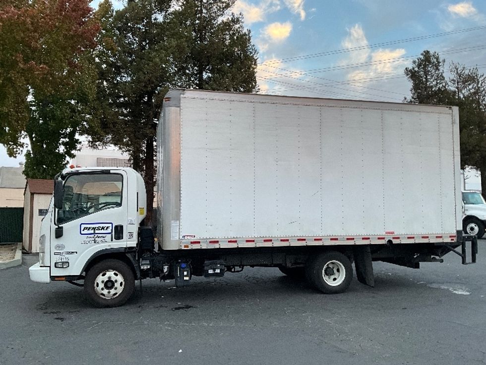 Light Duty Box Truck-Light and Medium Duty Trucks-Isuzu-2020-NPR-West Sacramento-CA-149,148\n\t\tmiles-$ 35,000 - Image 4