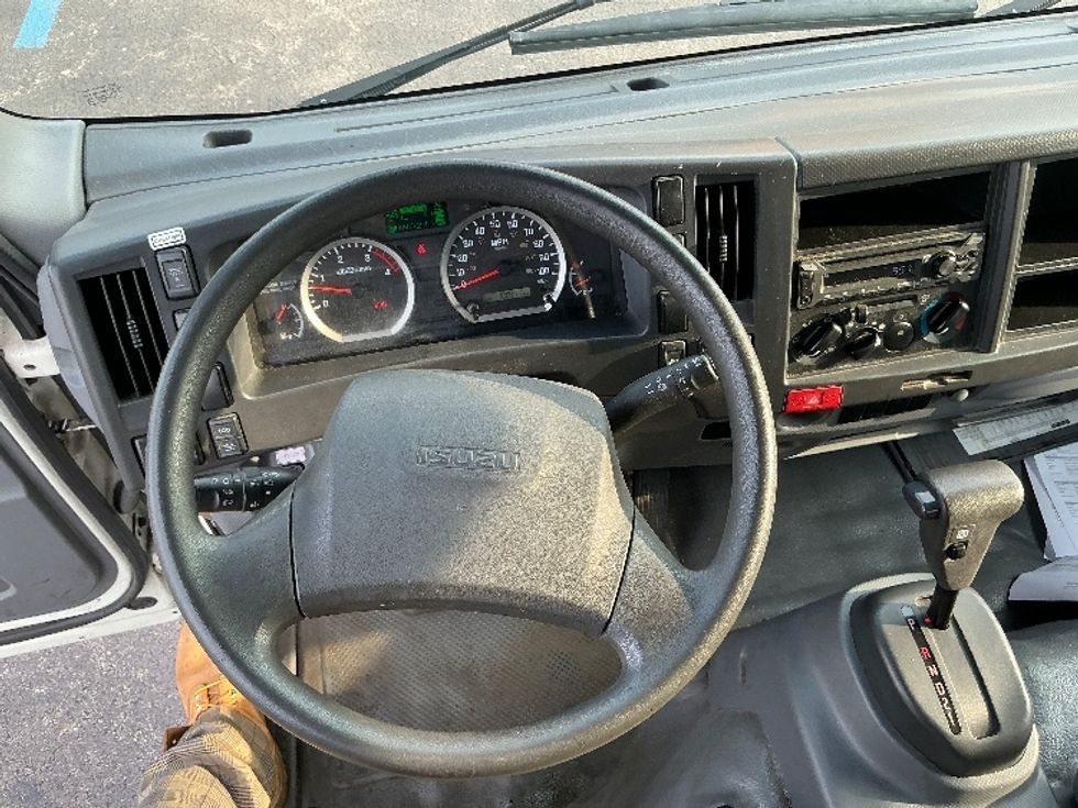 Light Duty Box Truck-Light and Medium Duty Trucks-Isuzu-2020-NPRXD-East Chicago-IN-100,374\n\t\tmiles-$ 44,500 - Image 18