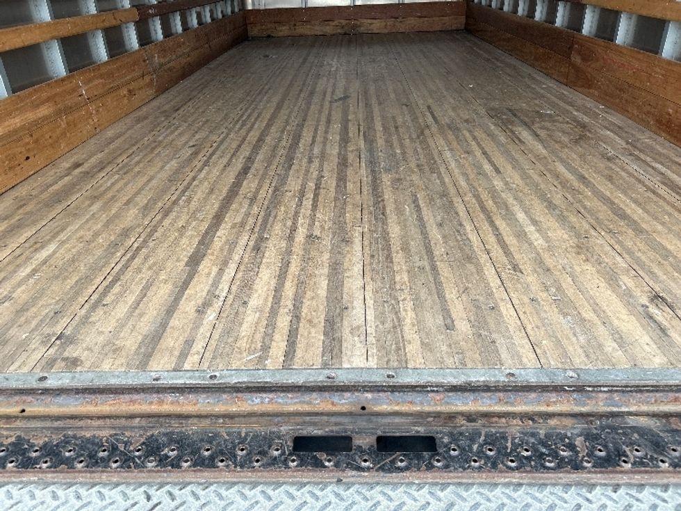 Light Duty Box Truck-Light and Medium Duty Trucks-Isuzu-2020-NPRXD-Jessup-MD-99,946\n\t\tmiles-$ 43,750 - Image 10