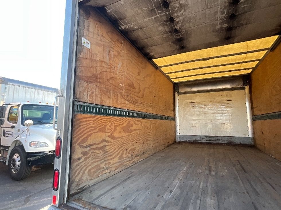 Light Duty Box Truck-Light and Medium Duty Trucks-Isuzu-2020-NPRXD-Manassas-VA-109,555\n\t\tmiles-$ 41,000 - Image 11