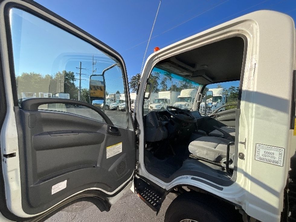 Light Duty Box Truck-Light and Medium Duty Trucks-Isuzu-2020-NPRXD-Manassas-VA-109,555\n\t\tmiles-$ 41,000 - Image 16