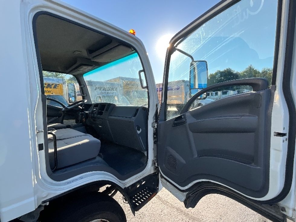Light Duty Box Truck-Light and Medium Duty Trucks-Isuzu-2020-NPRXD-Manassas-VA-109,555\n\t\tmiles-$ 41,000 - Image 20