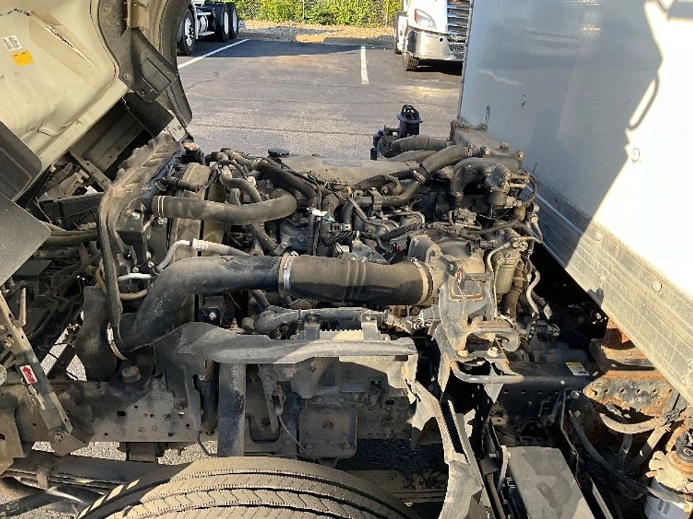 Light Duty Box Truck-Light and Medium Duty Trucks-Isuzu-2020-NPRXD-Manassas-VA-109,555\n\t\tmiles-$ 41,000 - Image 24