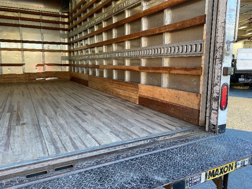 Light Duty Box Truck-Light and Medium Duty Trucks-Isuzu-2020-NPRXD-Seattle-WA-125,375\n\t\tmiles-$ 44,000 - Image 12