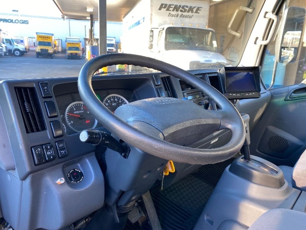 Light Duty Box Truck-Light and Medium Duty Trucks-Isuzu-2020-NPRXD-Seattle-WA-125,375\n\t\tmiles-$ 44,000 - Image 17