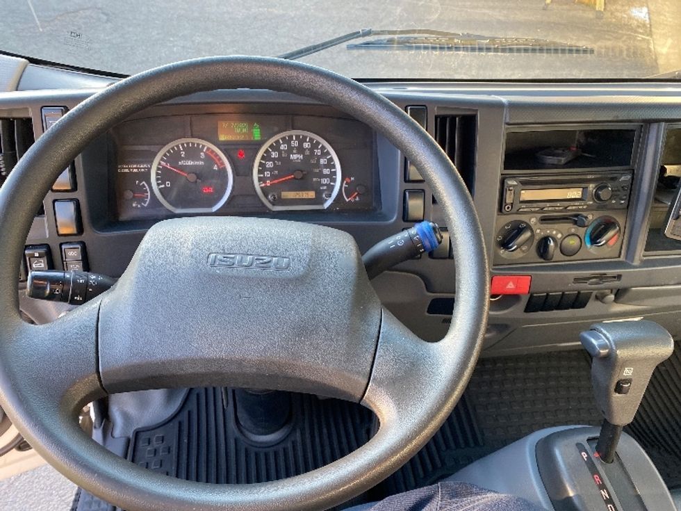 Light Duty Box Truck-Light and Medium Duty Trucks-Isuzu-2020-NPRXD-Seattle-WA-125,375\n\t\tmiles-$ 44,000 - Image 18
