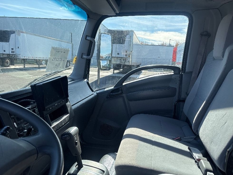 Light Duty Box Truck-Light and Medium Duty Trucks-Isuzu-2020-NPRXD-South Plainfield-NJ-116,938\n\t\tmiles-$ 39,250 - Image 17