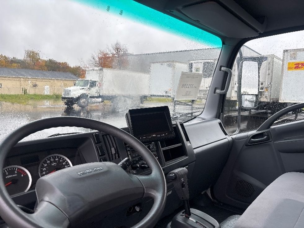 Light Duty Box Truck-Light and Medium Duty Trucks-Isuzu-2020-NPRXD-South Plainfield-NJ-124,139\n\t\tmiles-$ 38,250 - Image 16