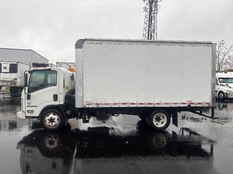 Light Duty Box Truck-Light and Medium Duty Trucks-Isuzu-2020-NPRXD-South Plainfield-NJ-124,139\n\t\tmiles-$ 38,250 - Image 4