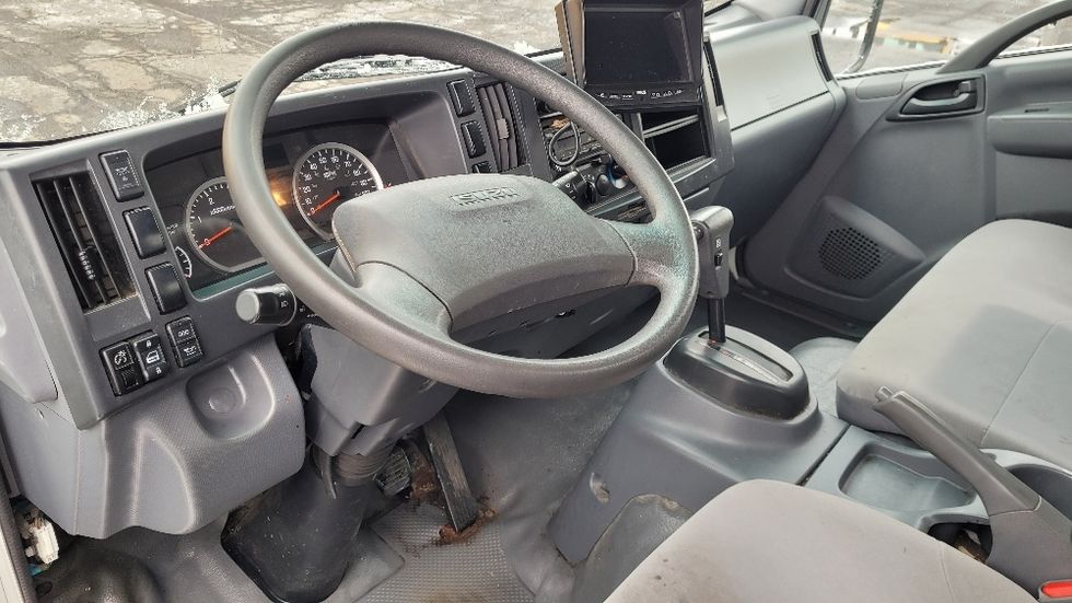 Light Duty Box Truck-Light and Medium Duty Trucks-Isuzu-2020-NPRXD-South Plainfield-NJ-131,089\n\t\tmiles-$ 37,000 - Image 16