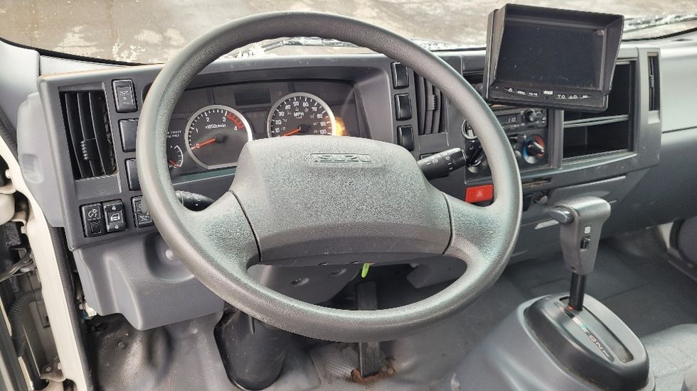 Light Duty Box Truck-Light and Medium Duty Trucks-Isuzu-2020-NPRXD-South Plainfield-NJ-131,089\n\t\tmiles-$ 37,000 - Image 17
