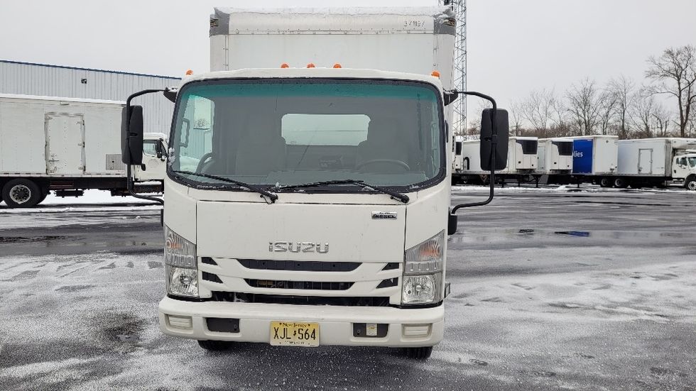 Light Duty Box Truck-Light and Medium Duty Trucks-Isuzu-2020-NPRXD-South Plainfield-NJ-131,089\n\t\tmiles-$ 37,000 - Image 2