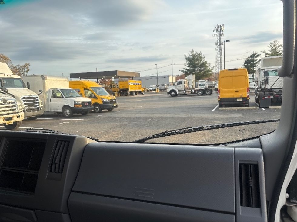 Light Duty Box Truck-Light and Medium Duty Trucks-Isuzu-2020-NPRXD-South Plainfield-NJ-131,841\n\t\tmiles-$ 36,750 - Image 19