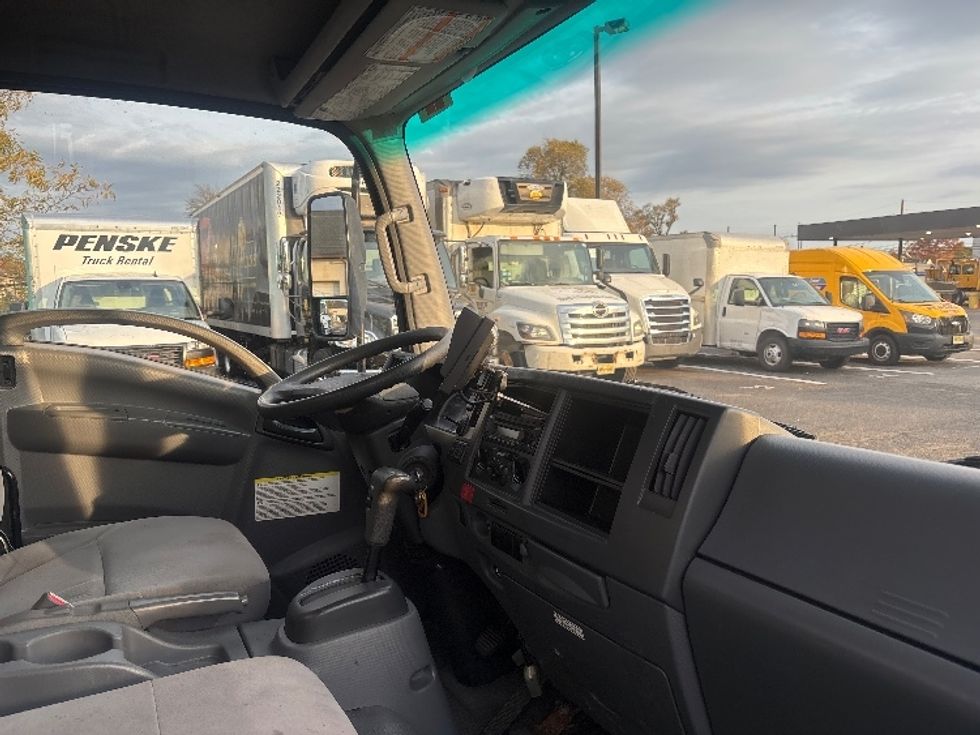 Light Duty Box Truck-Light and Medium Duty Trucks-Isuzu-2020-NPRXD-South Plainfield-NJ-131,841\n\t\tmiles-$ 36,750 - Image 20