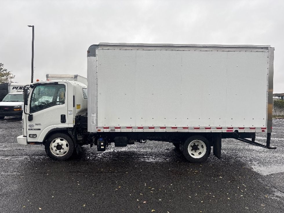 Light Duty Box Truck-Light and Medium Duty Trucks-Isuzu-2020-NPRXD-South Plainfield-NJ-141,188\n\t\tmiles-$ 35,000 - Image 4