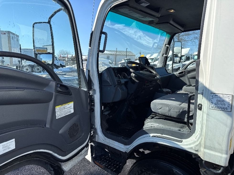 Light Duty Box Truck-Light and Medium Duty Trucks-Isuzu-2020-NPRXD-South Plainfield-NJ-142,961\n\t\tmiles-$ 36,500 - Image 14