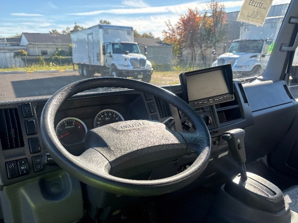 Light Duty Box Truck-Light and Medium Duty Trucks-Isuzu-2020-NPRXD-South Plainfield-NJ-157,736\n\t\tmiles-$ 32,000 - Image 15