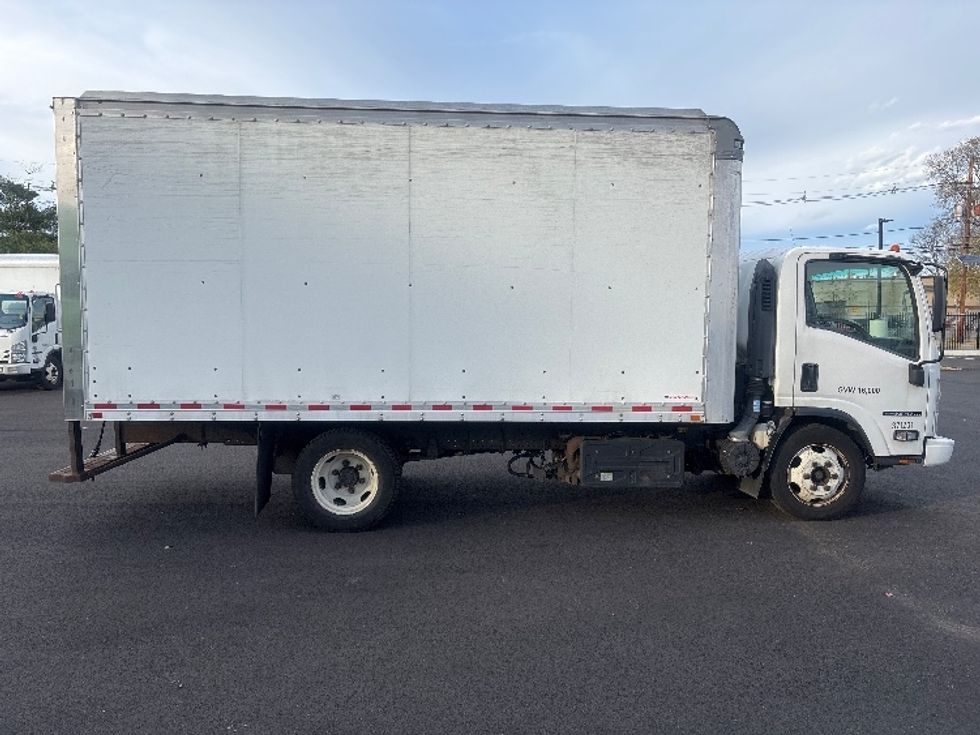 Light Duty Box Truck-Light and Medium Duty Trucks-Isuzu-2020-NPRXD-South Plainfield-NJ-163,012\n\t\tmiles-$ 31,000 - Image 13