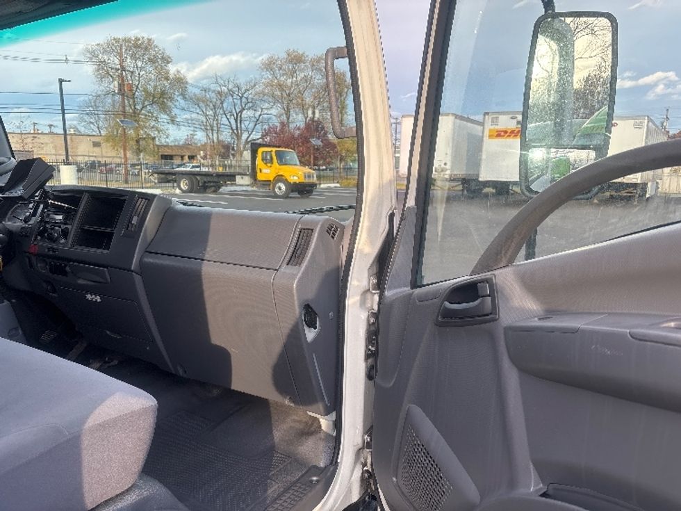 Light Duty Box Truck-Light and Medium Duty Trucks-Isuzu-2020-NPRXD-South Plainfield-NJ-163,012\n\t\tmiles-$ 31,000 - Image 18