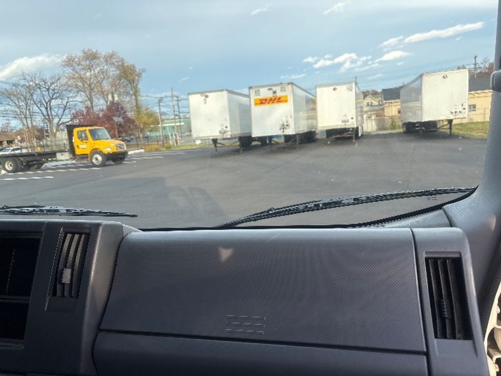 Light Duty Box Truck-Light and Medium Duty Trucks-Isuzu-2020-NPRXD-South Plainfield-NJ-163,012\n\t\tmiles-$ 31,000 - Image 19