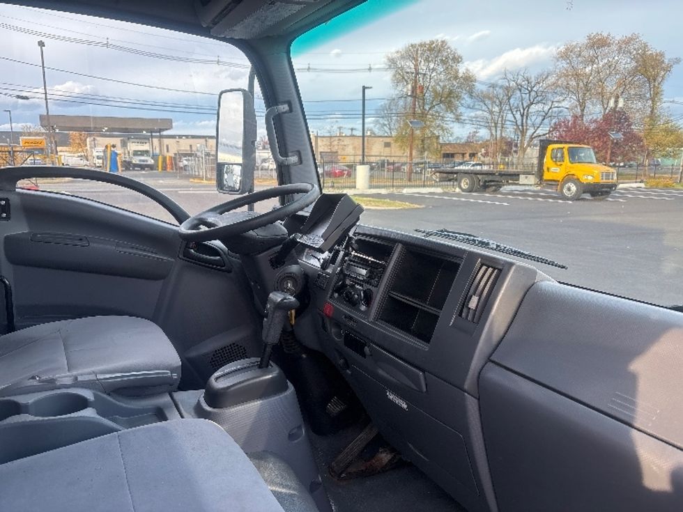Light Duty Box Truck-Light and Medium Duty Trucks-Isuzu-2020-NPRXD-South Plainfield-NJ-163,012\n\t\tmiles-$ 31,000 - Image 20