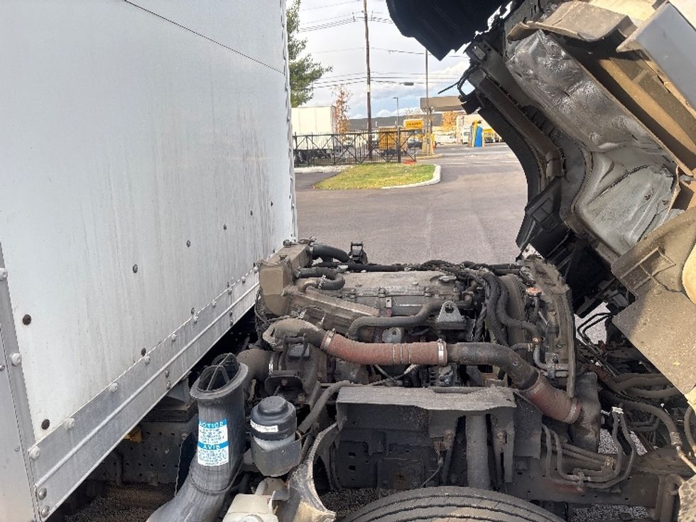 Light Duty Box Truck-Light and Medium Duty Trucks-Isuzu-2020-NPRXD-South Plainfield-NJ-163,012\n\t\tmiles-$ 31,000 - Image 21