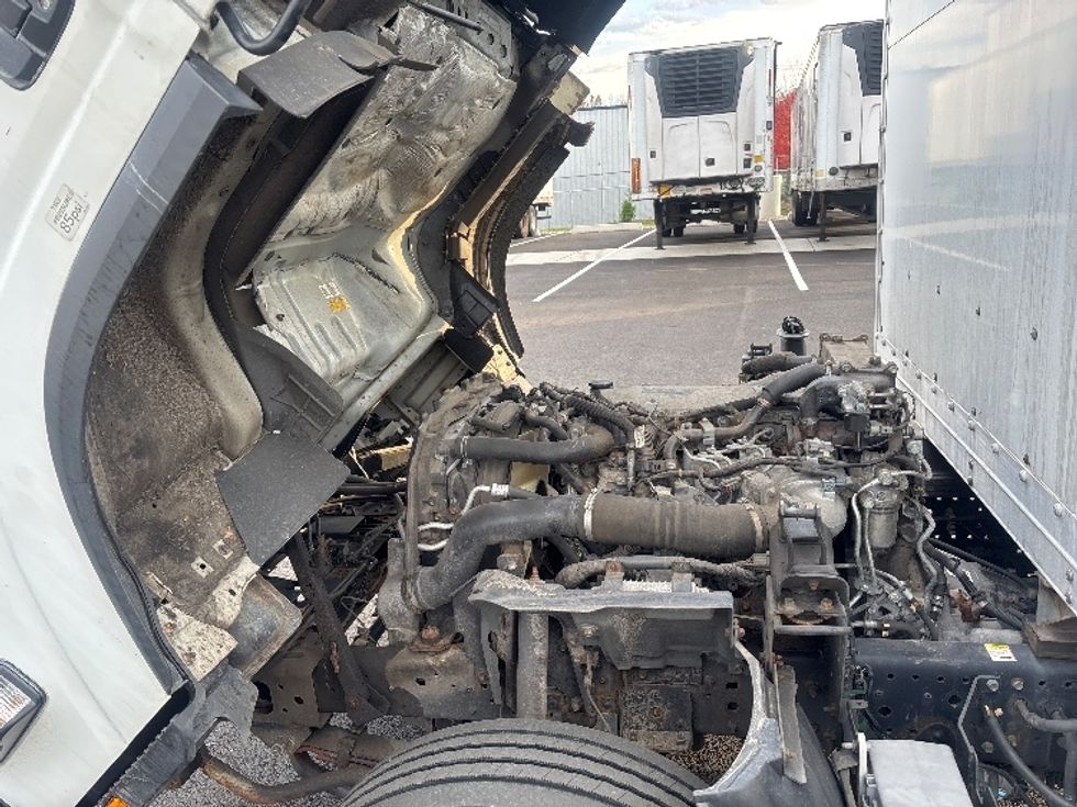 Light Duty Box Truck-Light and Medium Duty Trucks-Isuzu-2020-NPRXD-South Plainfield-NJ-163,012\n\t\tmiles-$ 31,000 - Image 22