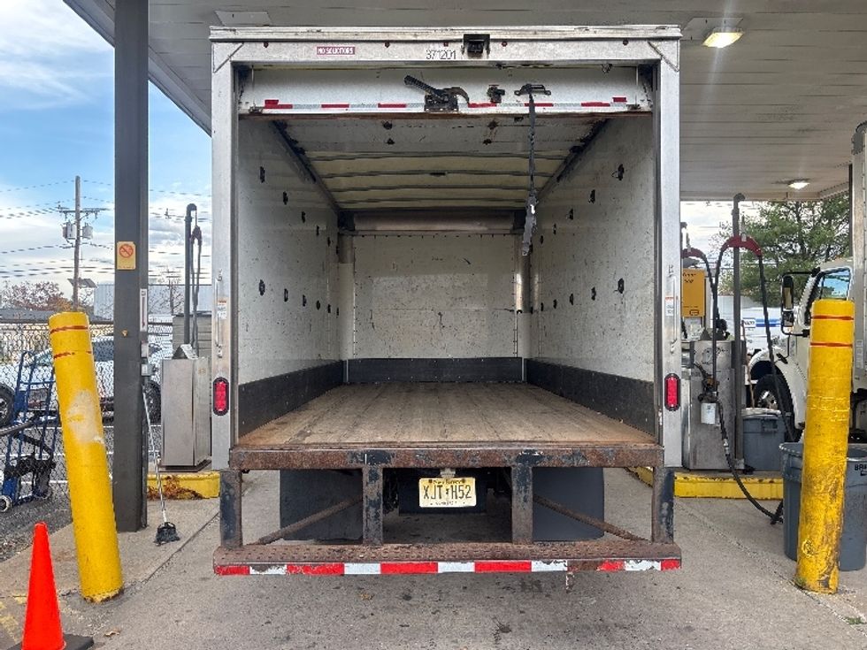 Light Duty Box Truck-Light and Medium Duty Trucks-Isuzu-2020-NPRXD-South Plainfield-NJ-163,012\n\t\tmiles-$ 31,000 - Image 8