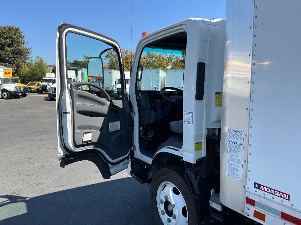 Light Duty Box Truck-Light and Medium Duty Trucks-Isuzu-2020-NPRXD-West Sacramento-CA-82,797\n\t\tmiles-$ 47,500 - Image 15