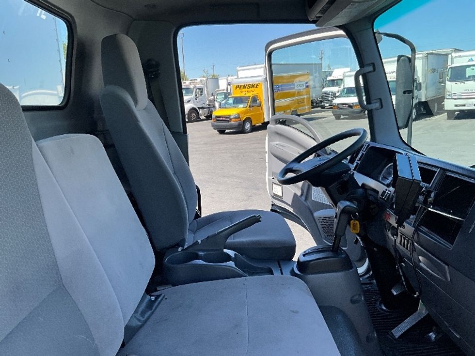 Light Duty Box Truck-Light and Medium Duty Trucks-Isuzu-2020-NPRXD-West Sacramento-CA-82,797\n\t\tmiles-$ 47,500 - Image 21