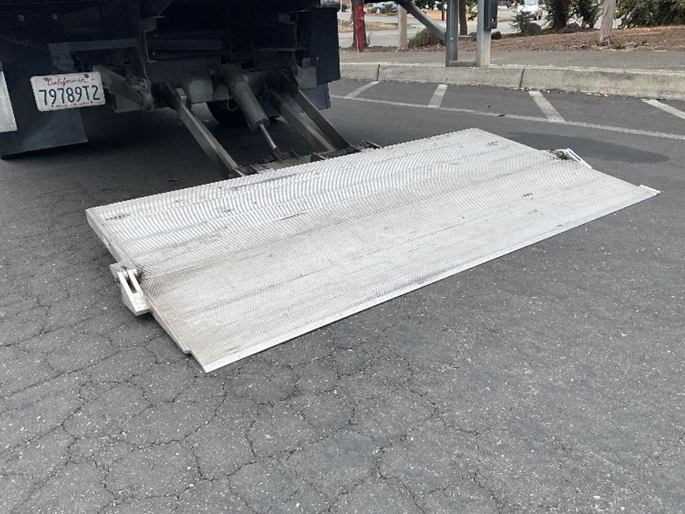 Light Duty Box Truck-Light and Medium Duty Trucks-Isuzu-2020-NPRXD-West Sacramento-CA-82,797\n\t\tmiles-$ 47,500 - Image 9