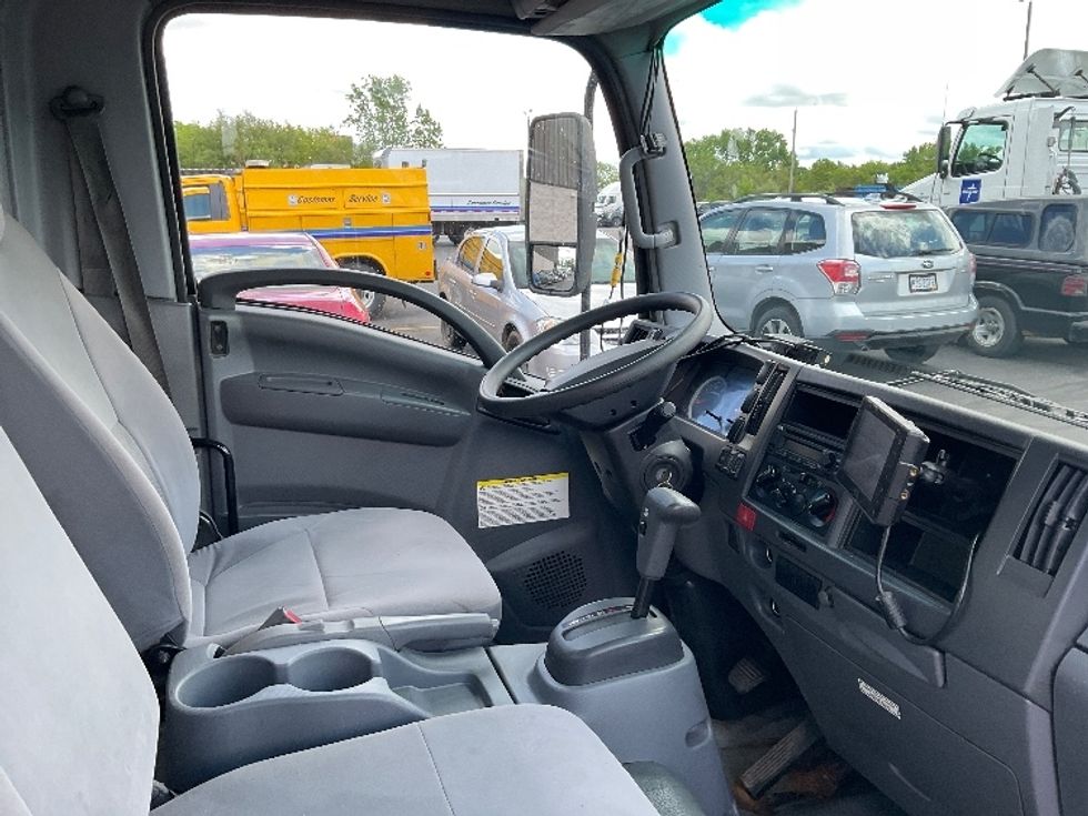 Light Duty Box Truck-Light and Medium Duty Trucks-Isuzu-2021-NPR-Akron-OH-251,880\n\t\tmiles-$ 27,000 - Image 22