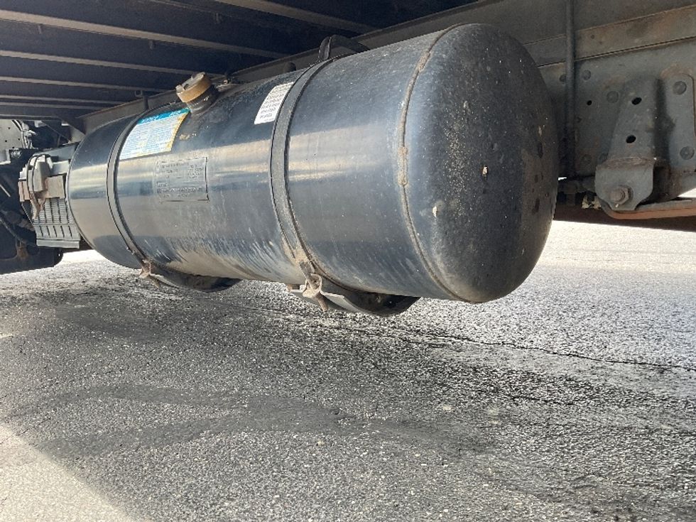 Light Duty Box Truck-Light and Medium Duty Trucks-Isuzu-2021-NPR-Akron-OH-251,880\n\t\tmiles-$ 27,000 - Image 5