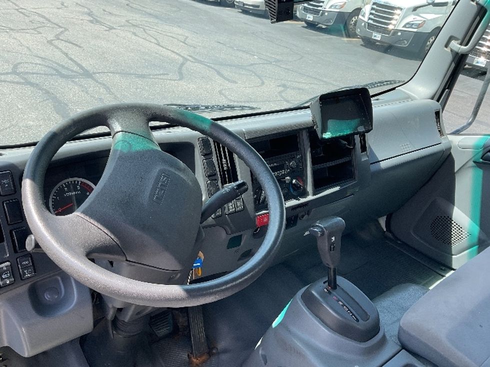 Light Duty Box Truck-Light and Medium Duty Trucks-Isuzu-2021-NPR-Akron-OH-266,153\n\t\tmiles-$ 27,000 - Image 17