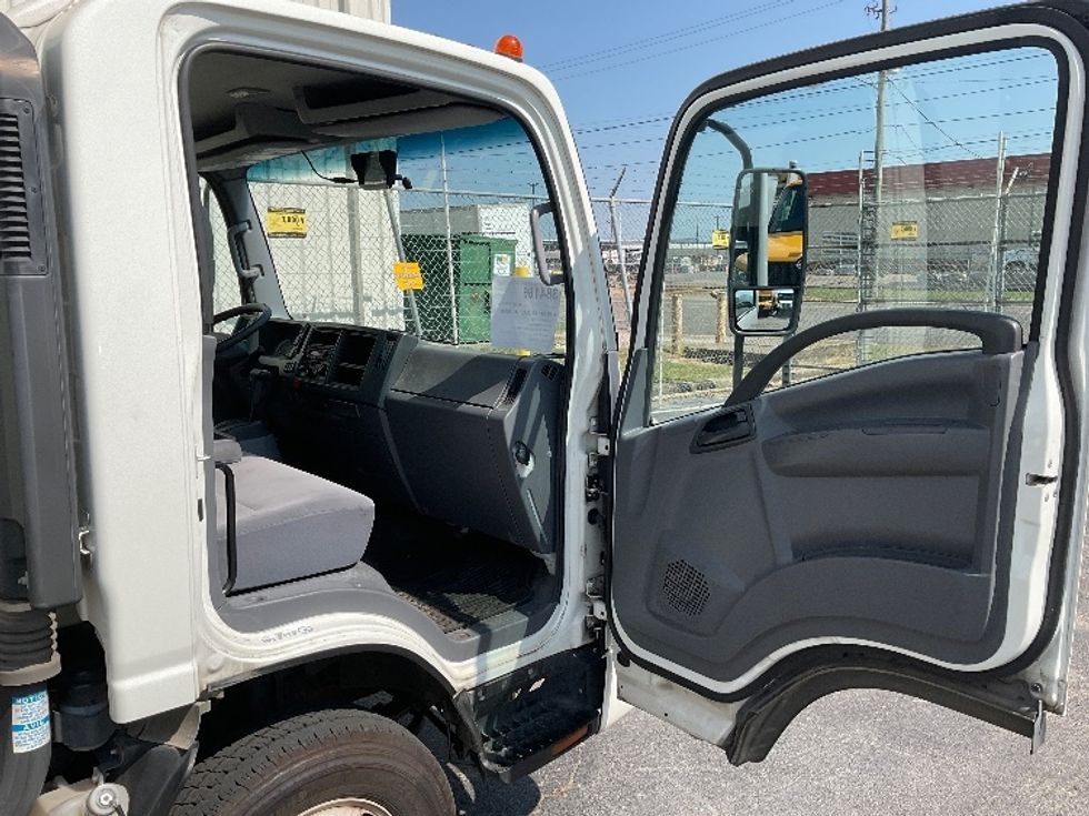 Light Duty Box Truck-Light and Medium Duty Trucks-Isuzu-2021-NPR-Birmingham-AL-187,427\n\t\tmiles-$ 27,500 - Image 19