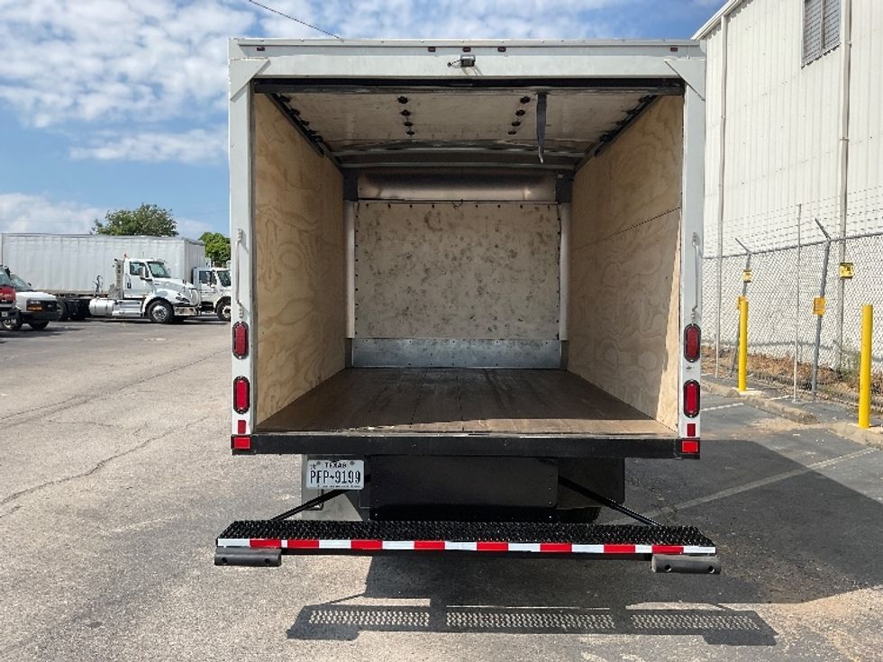 Light Duty Box Truck-Light and Medium Duty Trucks-Isuzu-2021-NPR-Birmingham-AL-187,427\n\t\tmiles-$ 27,500 - Image 8