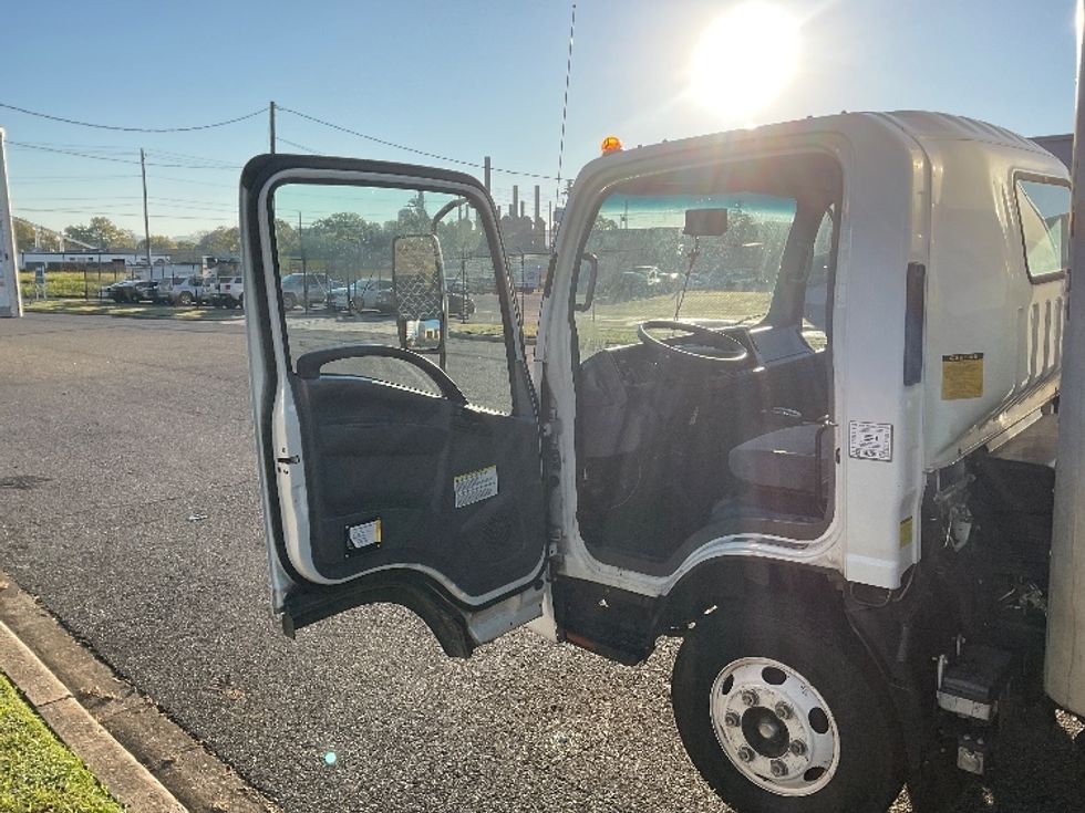 Light Duty Box Truck-Light and Medium Duty Trucks-Isuzu-2021-NPR-Birmingham-AL-204,786\n\t\tmiles-$ 26,250 - Image 14