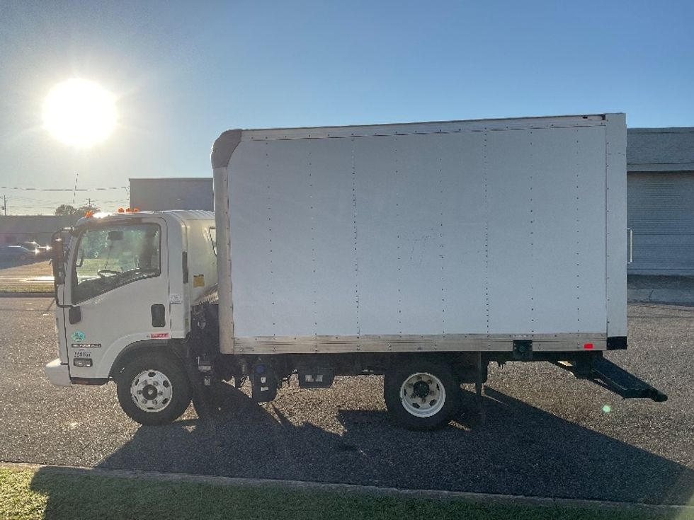 Light Duty Box Truck-Light and Medium Duty Trucks-Isuzu-2021-NPR-Birmingham-AL-204,786\n\t\tmiles-$ 26,250 - Image 3