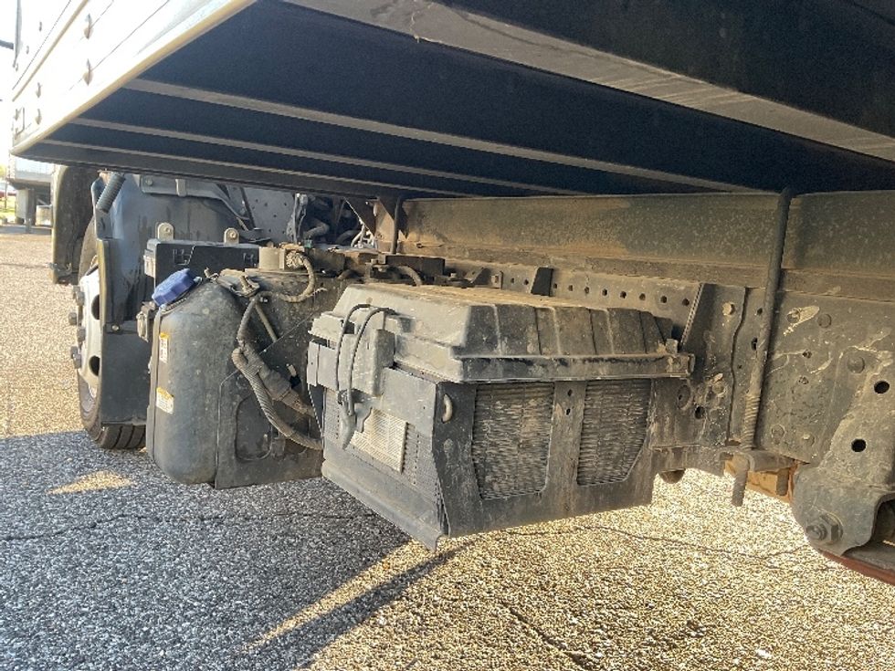 Light Duty Box Truck-Light and Medium Duty Trucks-Isuzu-2021-NPR-Birmingham-AL-204,786\n\t\tmiles-$ 26,250 - Image 4