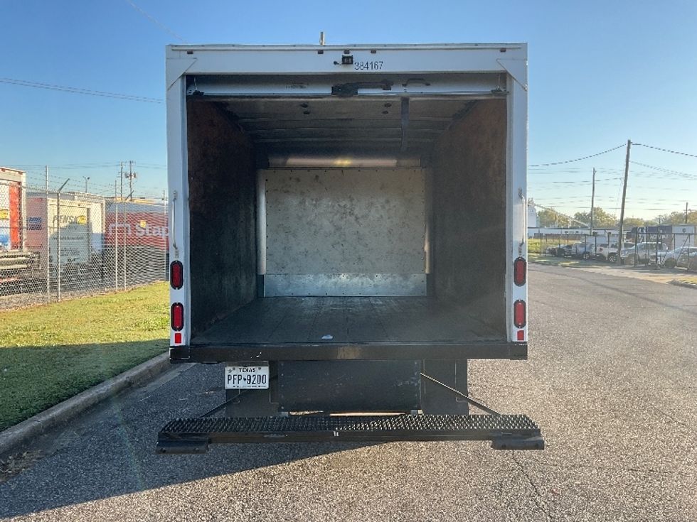 Light Duty Box Truck-Light and Medium Duty Trucks-Isuzu-2021-NPR-Birmingham-AL-204,786\n\t\tmiles-$ 26,250 - Image 7