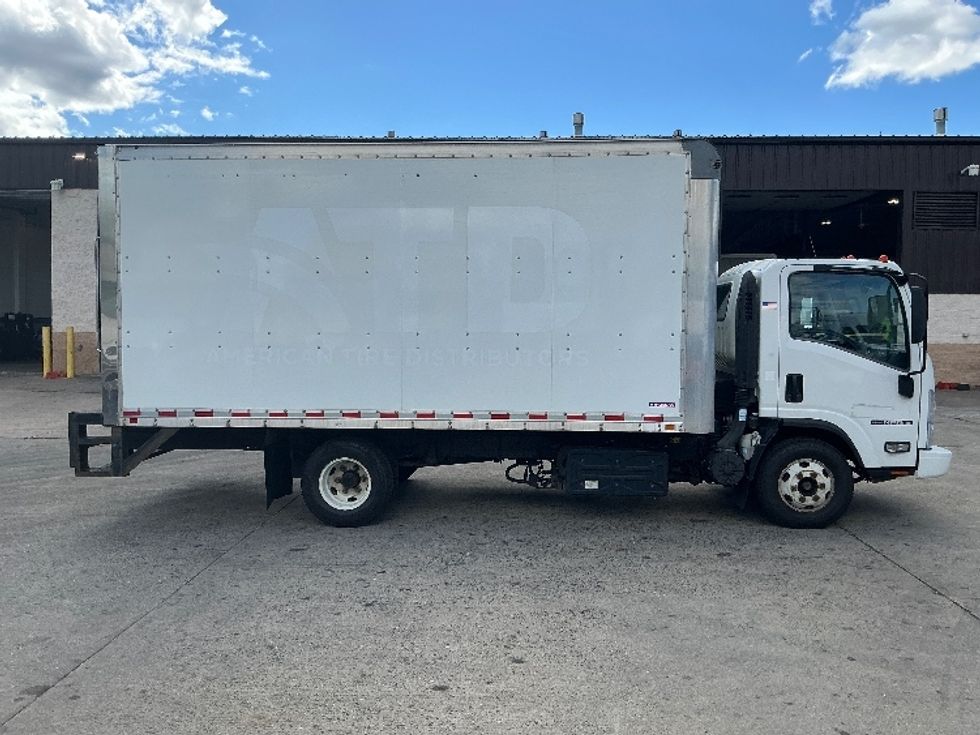 Light Duty Box Truck-Light and Medium Duty Trucks-Isuzu-2021-NPR-Chicopee-MA-215,603\n\t\tmiles-$ 26,250 - Image 15